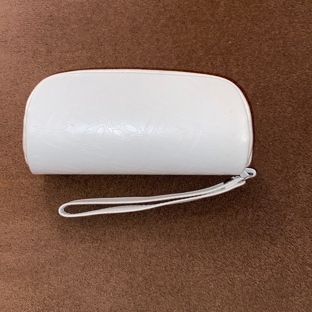 OAKLEY SUNGLASSES CASE